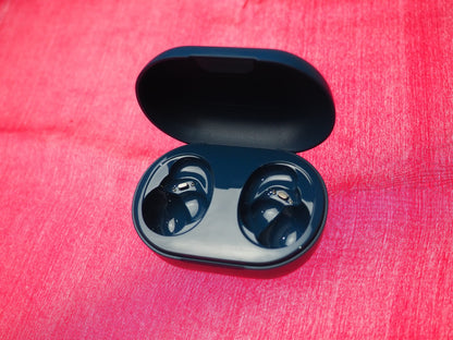 New Bose Quietcomfort Charging Case Only & Working