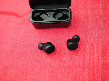 Skullcandy V2VYW Bluetooth Earbuds