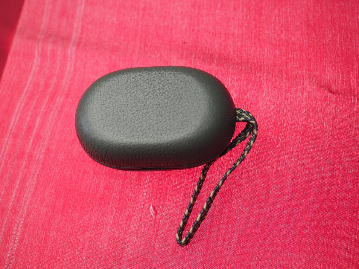 Beoplay E8 Case Only & Working