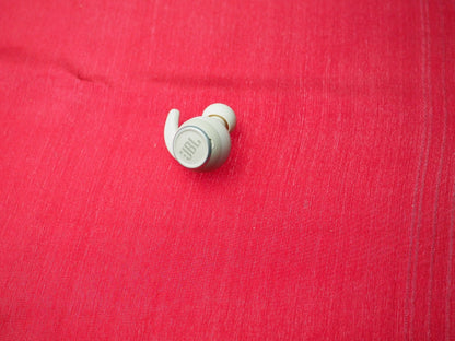 JBL Reflect Mini Right Earbud Only & Working