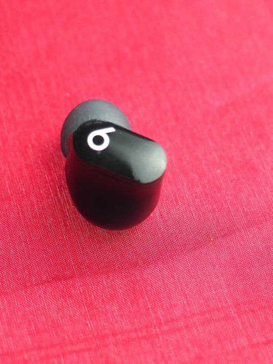 Beats Studio Buds  Left Bud Only  & Working