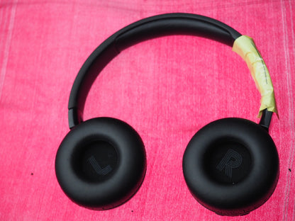 JBL TUNE 670NC Bluetooth Headphones No Sound Right