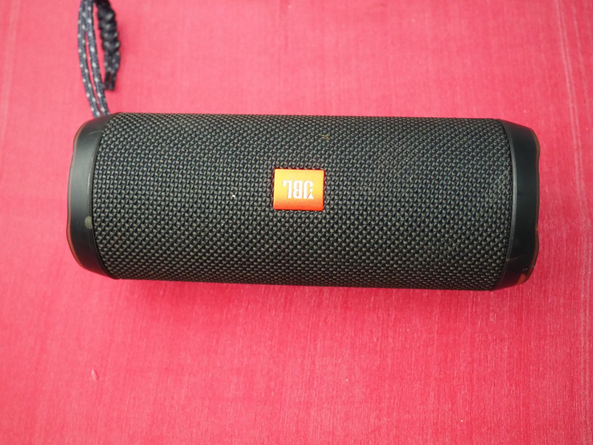 JBL Flip 4 Bluetooth Wireless Speaker & Not Working