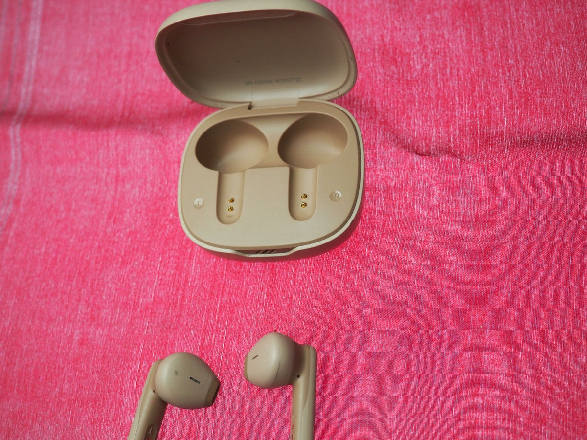 JBL Wave Flex Bluetooth Earbuds Only & Working