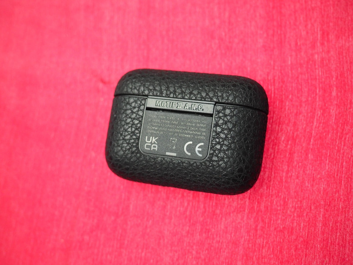 Genuine Marshall Motif II  ANC Charging Case Only & Working