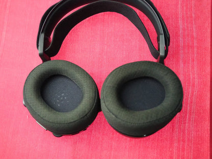 Steelseries Arctis Pro Bluetooth Headset (no charger)