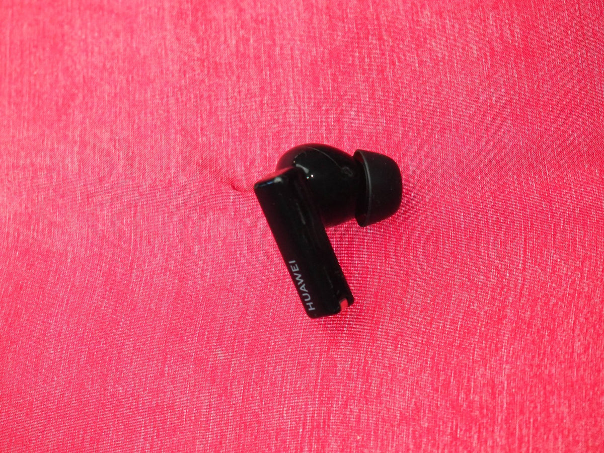 Huawei Freebuds Pro Right Bluetooth Earbud Only & Working