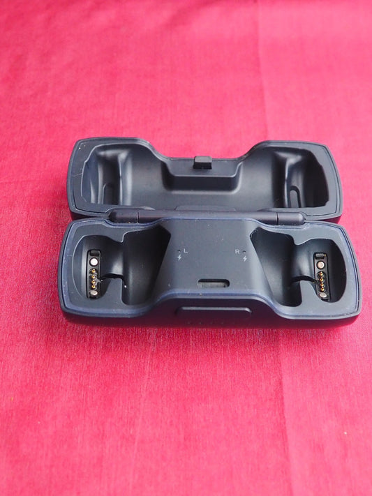 Bose Soundsport Free blue/black Case Only & Working