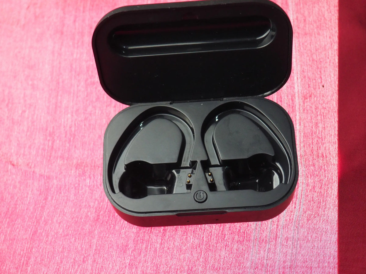 Merkury MI-EO38T Bluetooth Earbud Case Only & Working