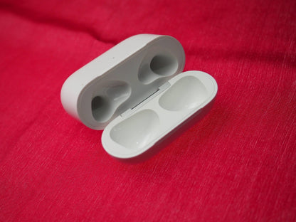 Genuine Apple AirPods 3 A2566 Case Only & Working (Old Model)