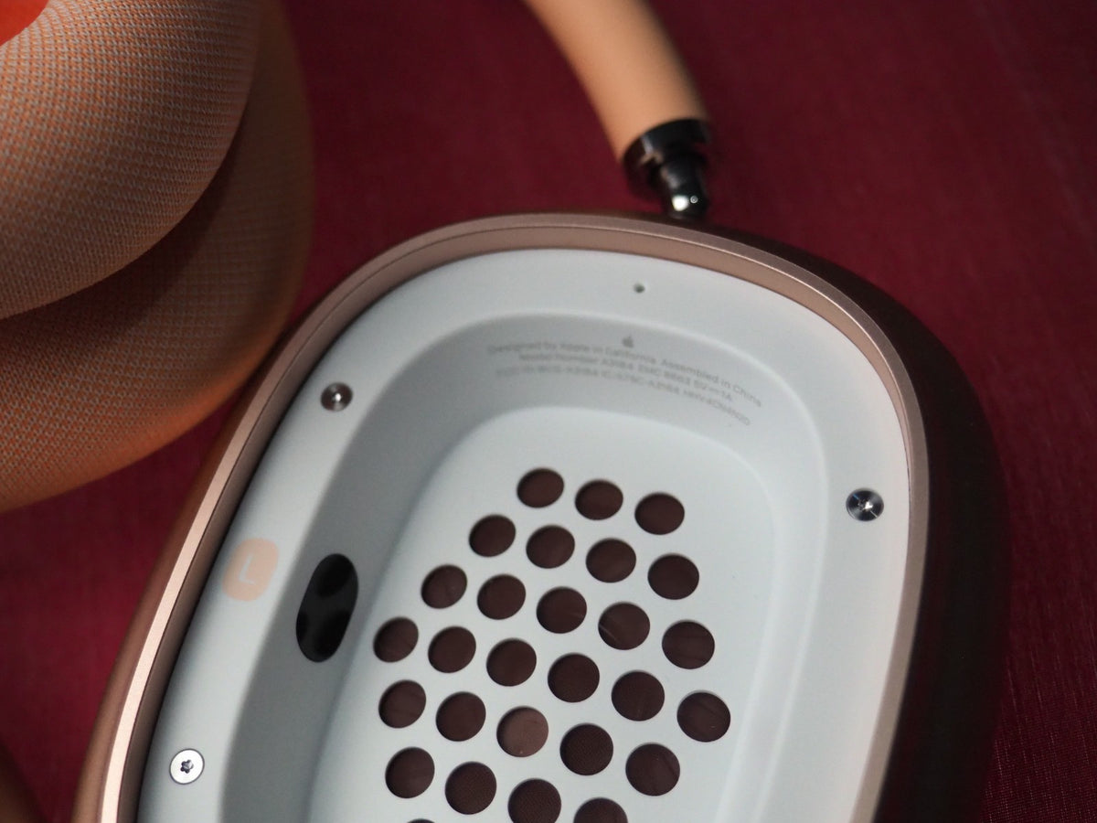 Genuine Apple Max A3184 Bluetooth Headphones Not Working No Power