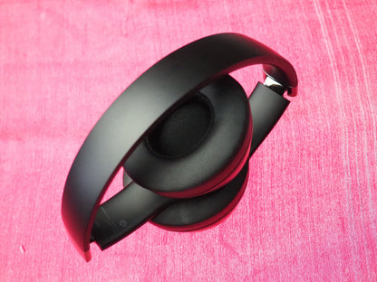 Beats Solo 4 Black Bluetooth Headphones & Working