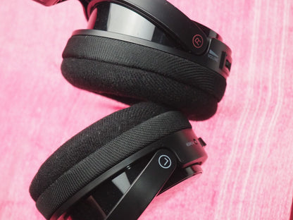 Sony MDR-RF811R Bluetooth Headphones +Base & Cables