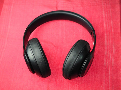 Beats Sudio 3 (old model) Bluetooth Headphones Damaged