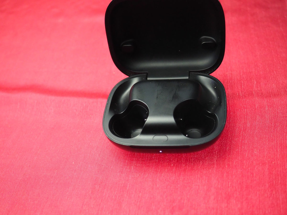 Powerbeats Pro 2 Case Only & Working