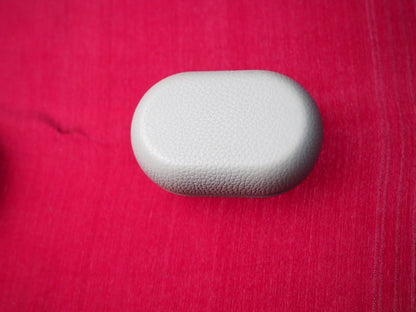 Bang & Olufsen Beoplay E8 3RD GEN Charging Case Only & Working