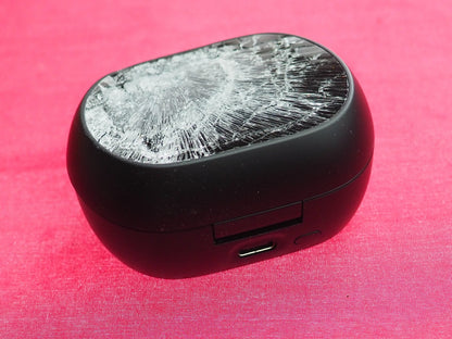 Plantronics Poly Voyager F60T  Earbud Case Only & Working Smashed