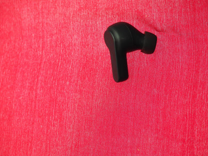 JBL Wave 200 Right Bluetooth Earbud Only & Working