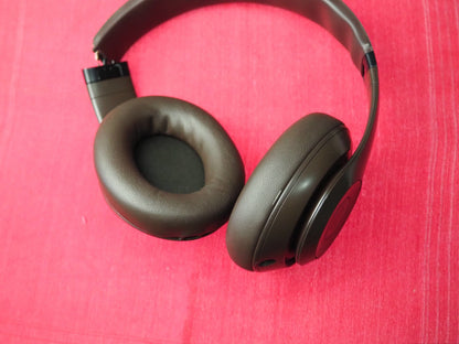 Beats Studio Pro Bluetooth Headphones Working But Snapped