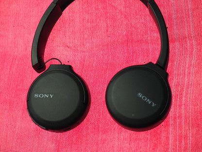 Sony CH510 Bluetooth Headphones & Fully Working But Snapped