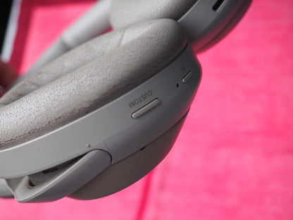 Sony WH-1000XM4 Bluetooth Headphones & Working