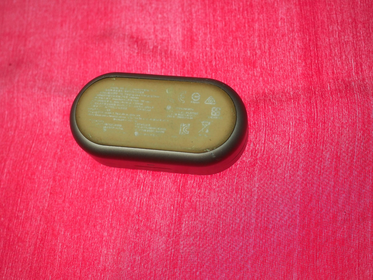 Bang & Olufsen Beoplay EQ Charging Case Only & Working
