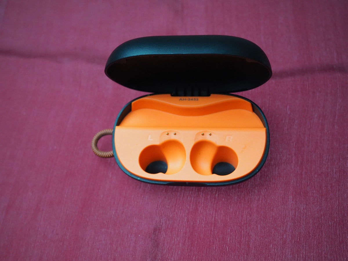 Genuine Skullcandy Push Play Active Charging Case Only & Working