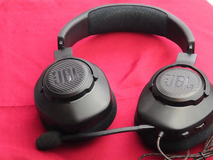 JBL Qauntum 100 Wired Headphones