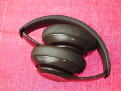 Beats Studio Pro Brown Bluetooth Headphones & NOT Working
