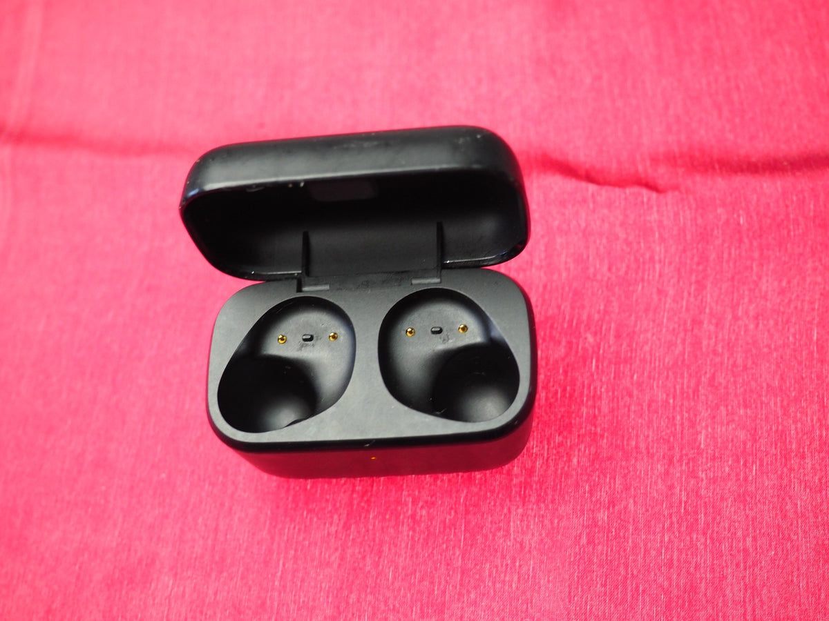 Sennheiser CX Sport True Wireless (model CX200TW1) Charging Case Only & Working