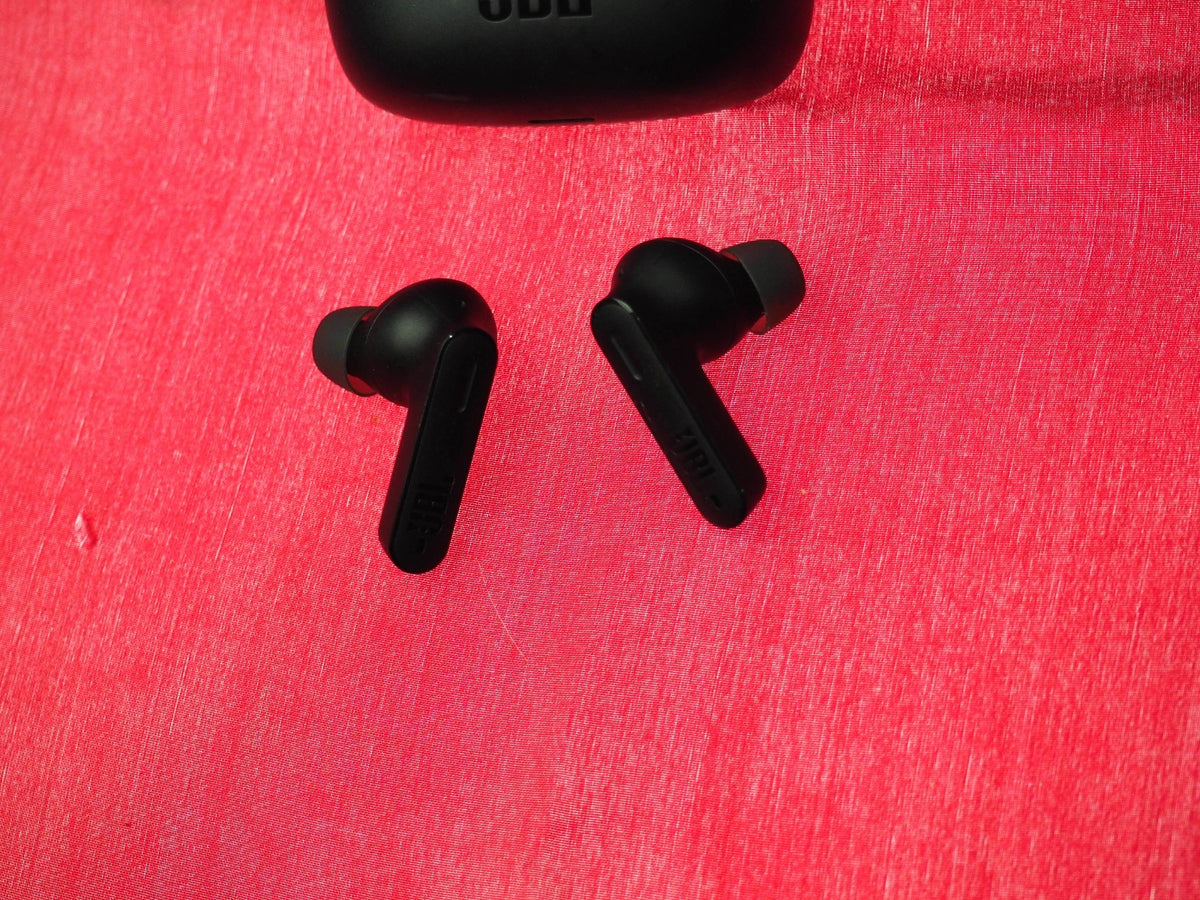 JBL Tune Beam Bluetooth Earbuds Only & Working