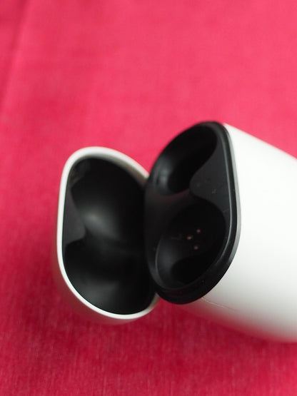 Google Pixel Buds 2 G1013 Case Only & Working