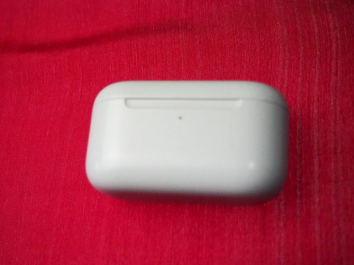 Amazon Echo Buds 2nd Gen  Charging Case Only & Working