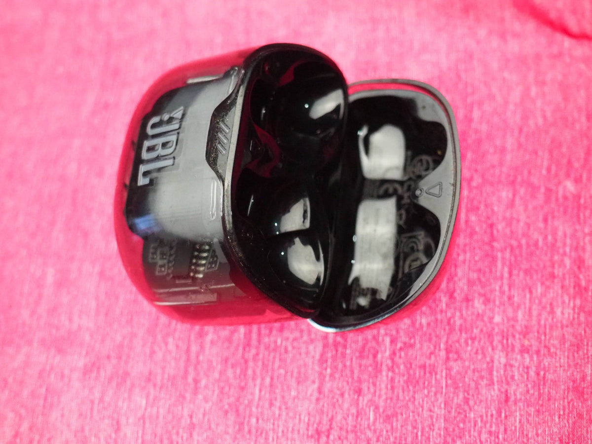 JBL Tune Flex Ghost Bluetooth Earbud Case Only & Working