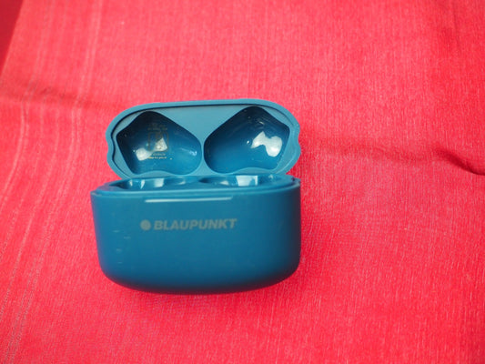 Blaupunkt Charging Case Only & Working