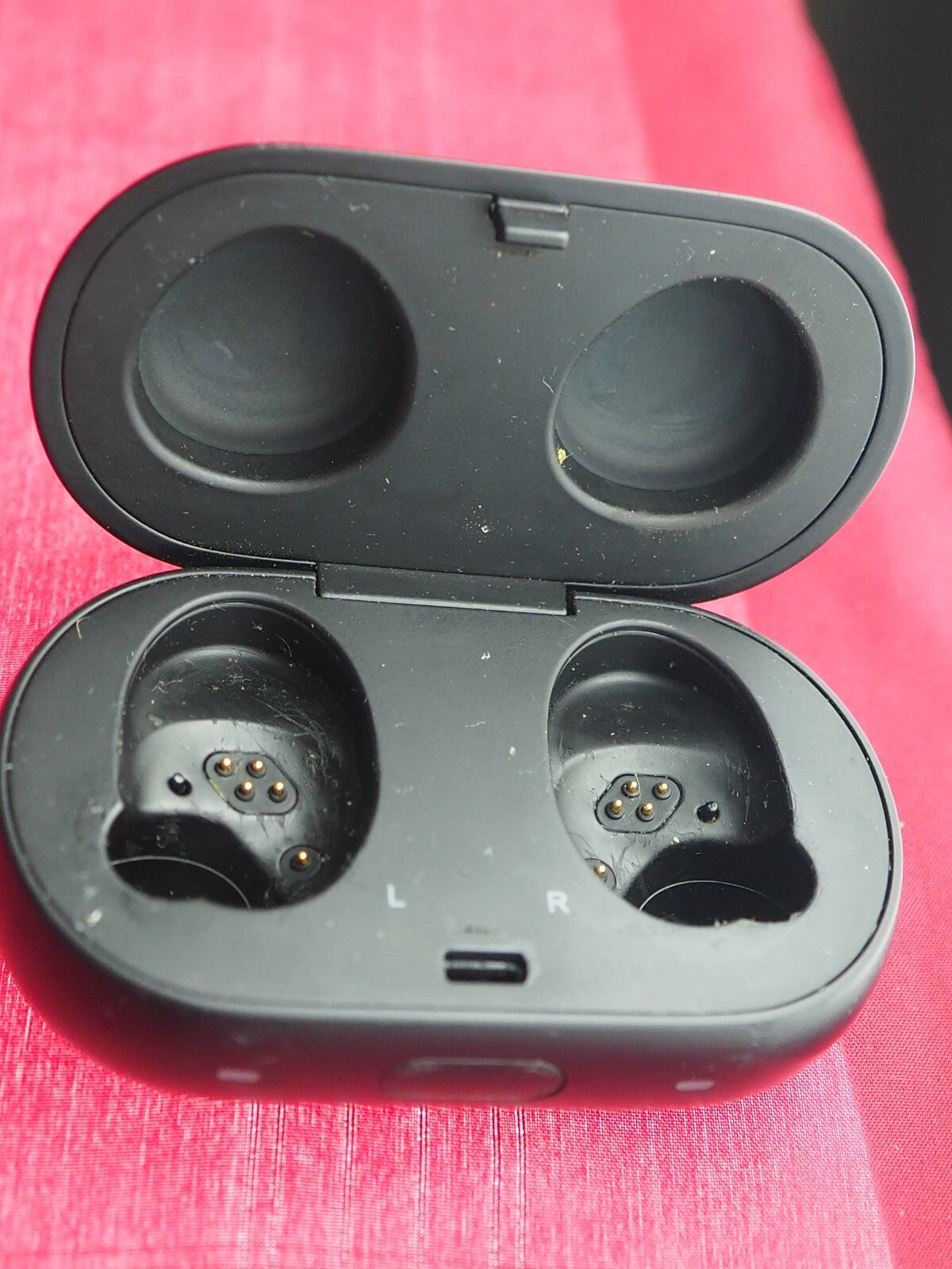 samsung Gear IconX Case Only & Working