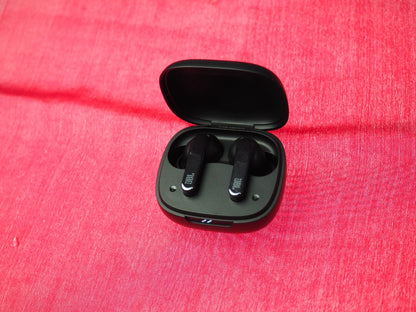 JBL Live Pro 2 Bluetooth Earbuds Only & Working