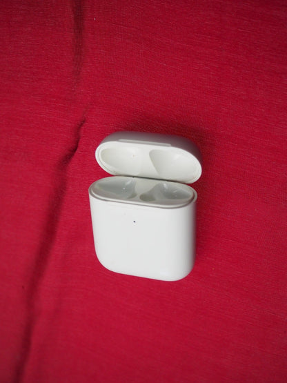 Apple Airpods (A1938) Charging Case Only & Working