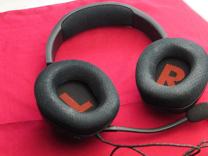 JBL Qauntum 100 Wired Headphones