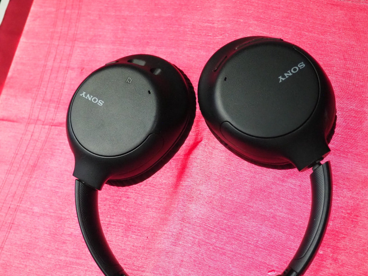 Sony CH-710 Bluetooth Headphones & Working But Snapped