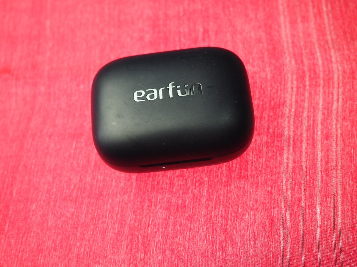 Earfun Tw600 Case Only & Working