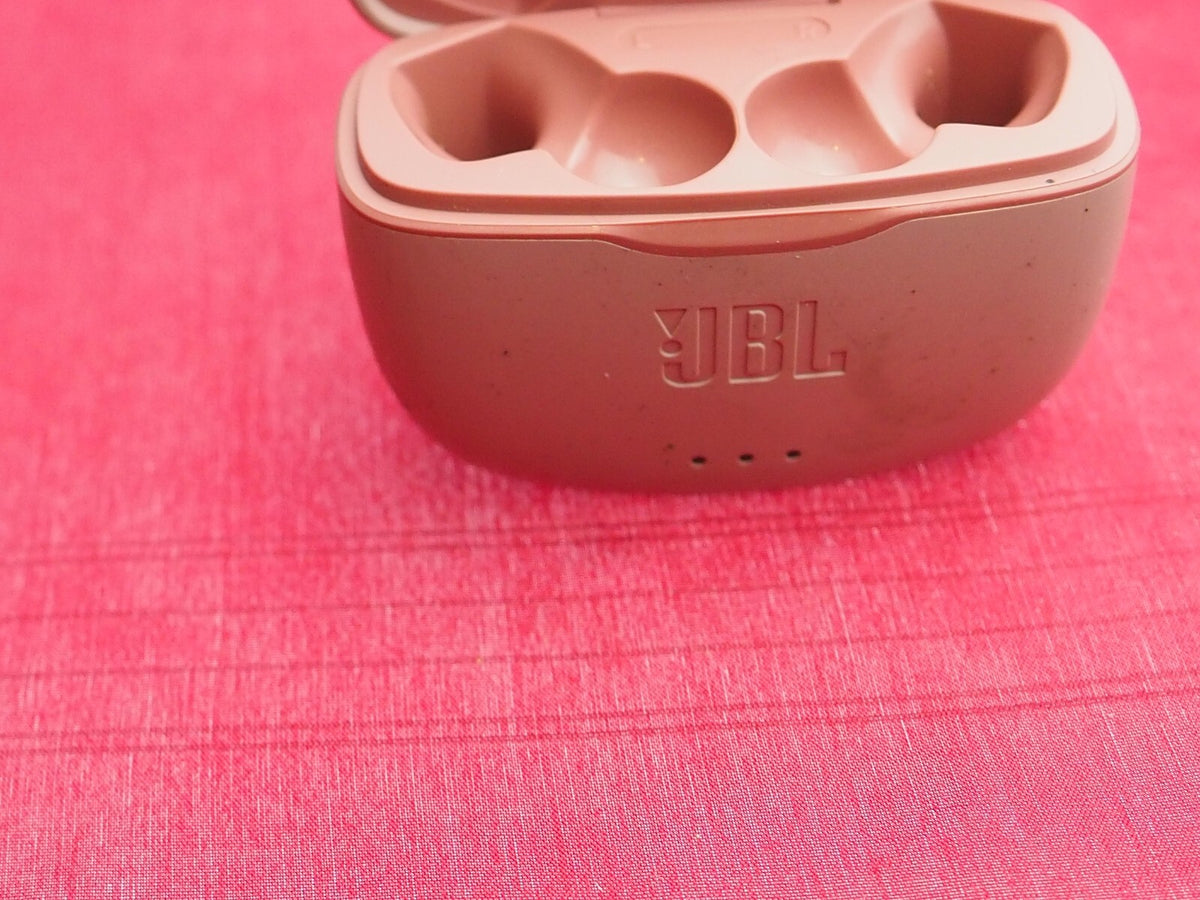 Jbl Tune 215 Earbuds Case Only & Working