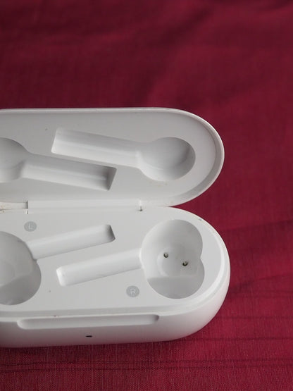 Oneplus Buds Z CASE  ONLY & WORKING For Bluetooth  Earbuds