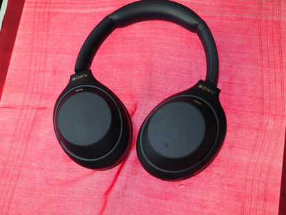 Sony WH-1000XM4 Bluetooth Headphones & Not Working