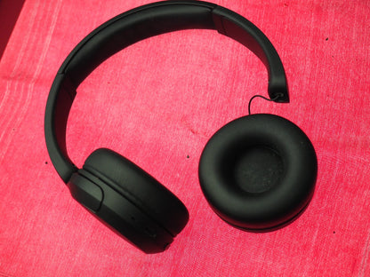 Sony CH520 Bluetooth Headphones & Fully Working But Snapped