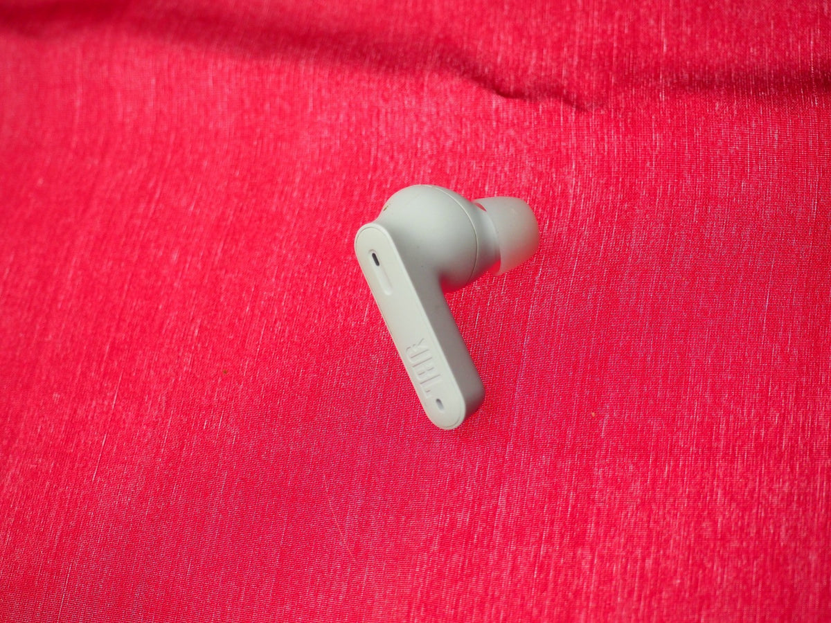 JBL Tune Beam Right Bluetooth Earbud Only & Working
