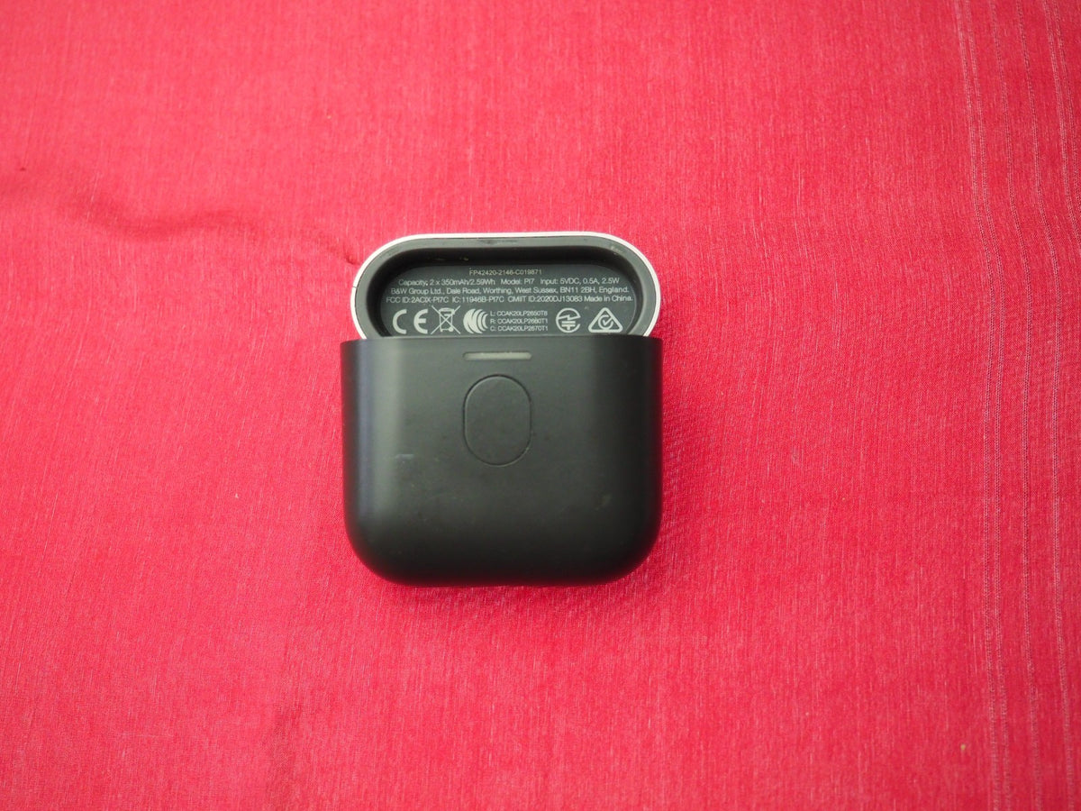 Bowers & Wilkins PI5 Case Only & Working