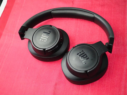 JBL Tune 770 Black Bluetooth Headphones