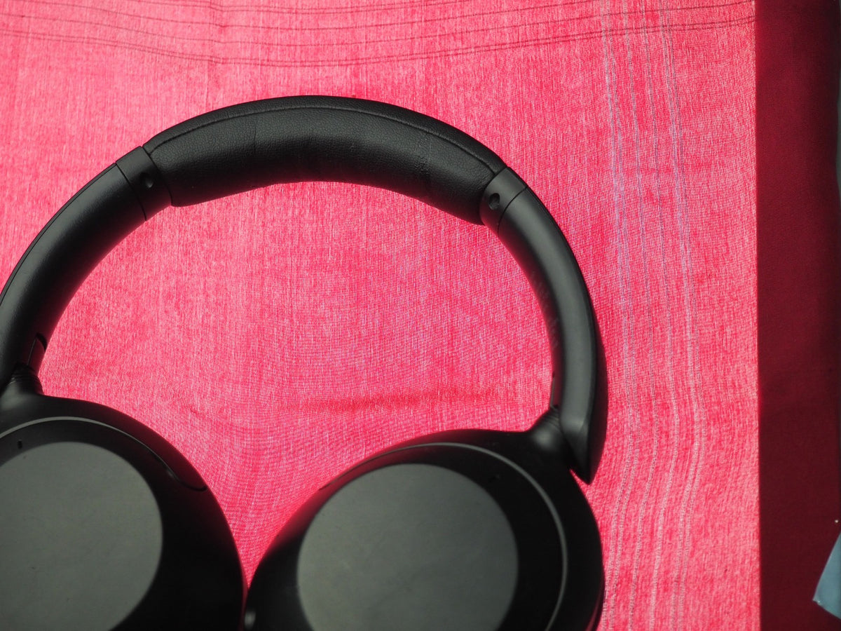 Sony XB910 Bluetooth Headphones