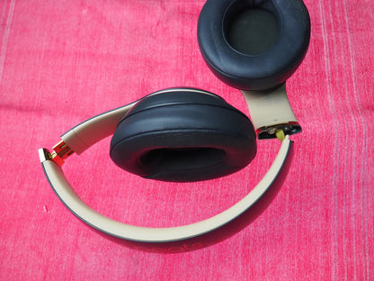 Beats Solo 3 Bluetooth Headphones & NOT Working